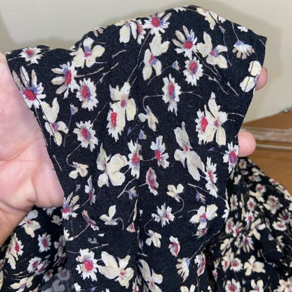 American eagle cold shoulder romper - Picture 4 of 8